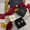 圖片 CHANEL 22K浮雕雙C耳環