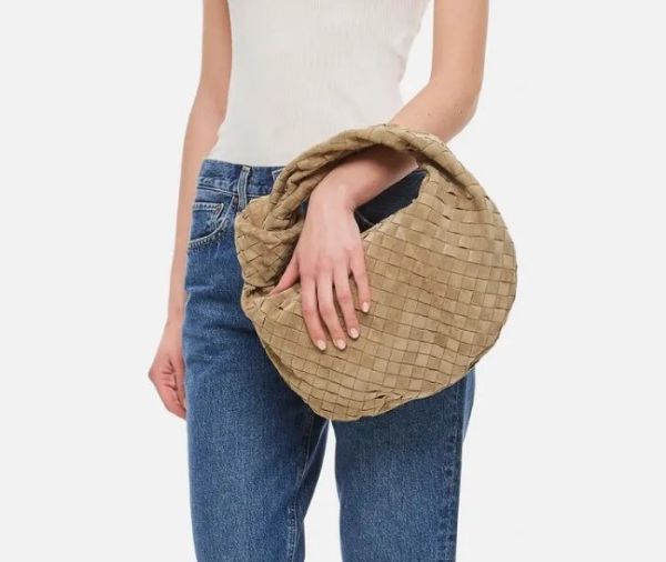 圖片 2023新季品❥ Bottega Veneta BV TEEN JODIE 麂皮編織手提包 
