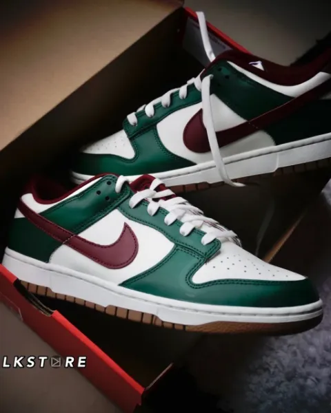圖片 Nike Dunk Low 紅綠 聖誕節 dunk綠 男款 FB7160-161 聖誕樹