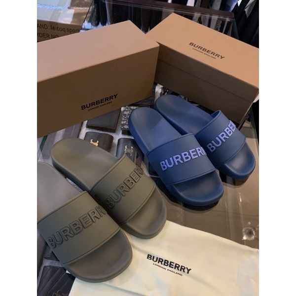 圖片 Burberry 經典 字母logo設計 藍色、墨綠色 男生 拖鞋