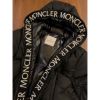 圖片 Moncler 經典 串標刺繡字母logo設計 黑色羽絨連帽外套