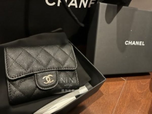 圖片 Chanel新款荔枝牛皮三折短夾