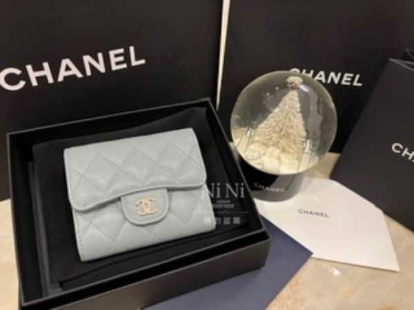 圖片 Chanel 藍綠色新款三折短夾荔枝金釦