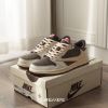 圖片 ISNEAKERS｜男女鞋Travis Scott x Air Jordan 1 Low OG “ Reverse Mocha ” DM7866-162 摩卡倒勾