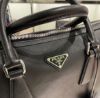 圖片 Prada 男款 2VE368 Saffiano皮革公事包 附肩帶 黑色