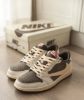 圖片 ISNEAKERS｜男女鞋Travis Scott x Air Jordan 1 Low OG “ Reverse Mocha ” DM7866-162 摩卡倒勾