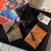 圖片 Hermès Calvi 牛皮方形暗釦卡夾包