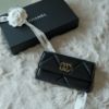 圖片 CHANEL 19 羊皮 中夾 黑 紅內裏