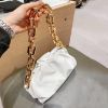 圖片 Bottega Veneta 620230 BV Chain Pouch 金鍊雲朵包 白色