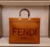 圖片 Fendi 8BH372 大款 Sunshine Shopper 小牛皮購物包 棕色﻿