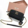 圖片 Miu Miu 5BP045 Matelasse 納帕軟皮雙層迷你相機包 黑色