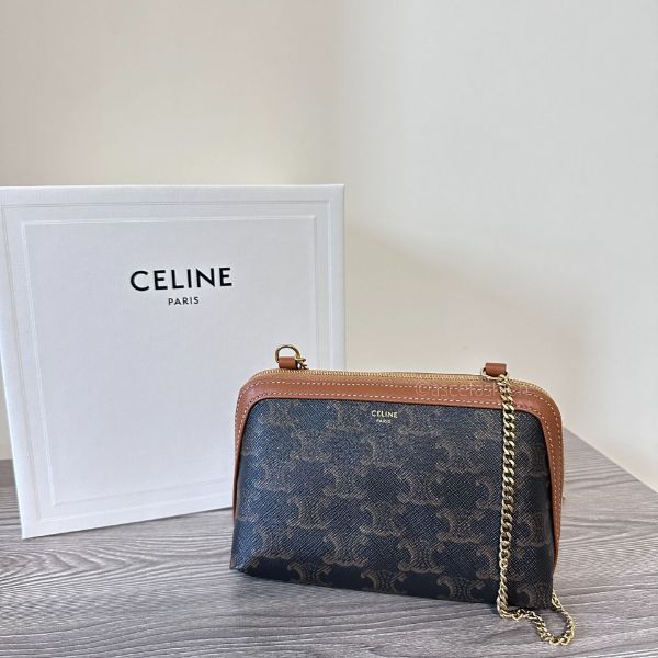 圖片 Celine Triomphe Canvas 棕色老花貝殼鍊包