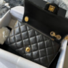 圖片 Chanel 22秋 黑金羊皮調節min