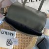 圖片 LOEWE MILITARY XS軍綠色柔軟光滑小牛皮郵差包