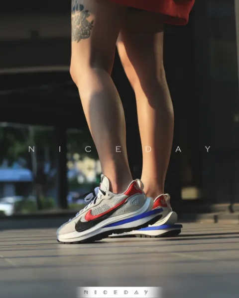 圖片 NICEDAY 部分現貨/代購 Nike vaporwaffle x Sacai 白紅藍 男女 CV1363-100