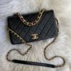 圖片 Chanel 黑金皺摺亮面小羊皮復古口蓋包