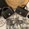 圖片 CHANEL Handle 黑色滑面羊皮 20cm