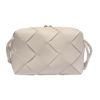 圖片 Bottega Veneta 709417 小款 Cassette 小羊皮相機包 白色