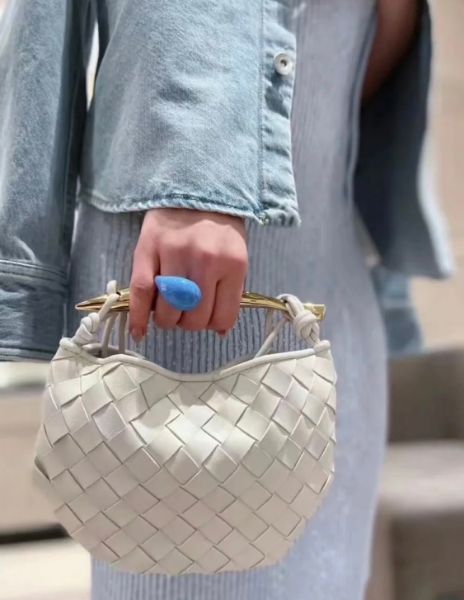 圖片 Bottega Veneta 701915 迷你 Sardine 沙丁魚包 白色