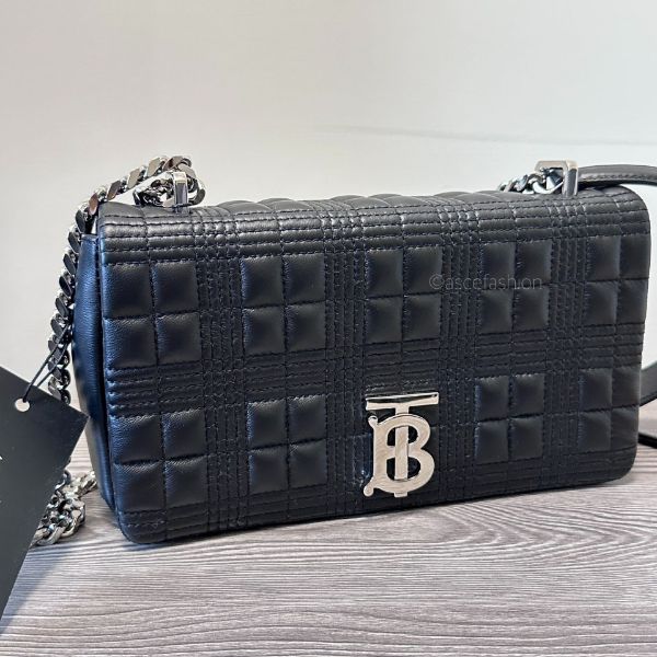 圖片 Burberry Lola 銀扣黑色肩背鍊包 (皮革小破損)