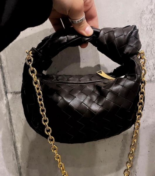圖片 Bottega Veneta 709562 迷你 BV Jodie 小羊皮編織包 深巧克力色/附金鍊