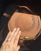 圖片 Chloe Mini Marcie 迷你粒面小牛皮鈴鼓包 焦糖色