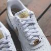 圖片 NICEDAY 代購 Nike Air Force 1 奶茶小金勾 奶茶 白 女款 CZ0270-105