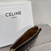 圖片 Celine Triomphe Canvas 老花鑰匙零錢包