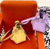 圖片 Loewe 粒面小牛皮 Compat Hammock 吊床包 淡紫羅蘭