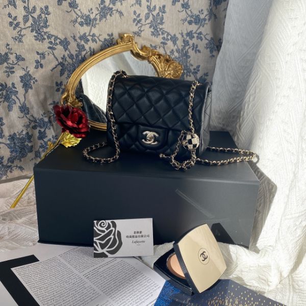 圖片 CHANEL 23C足球金球黑金 17CM