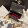 圖片 CHANEL 23S 黑金山茶花金球17CM