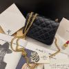 圖片 CHANEL 23S 黑金山茶花金球17CM