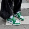 圖片 NICEDAY 現貨 Air Jordan 1 綠野仙蹤 綠白 藍勾 女款 男女尺寸 DC0774-304