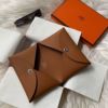 圖片 Hermes 金棕色Calvi