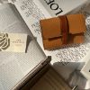 圖片 LOEWE 牛皮三折短夾
