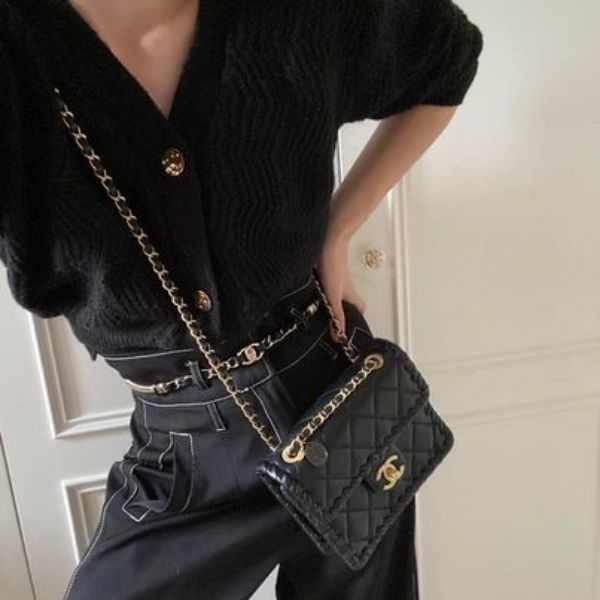 圖片 Chanel22c春夏 黑金編織豆腐包