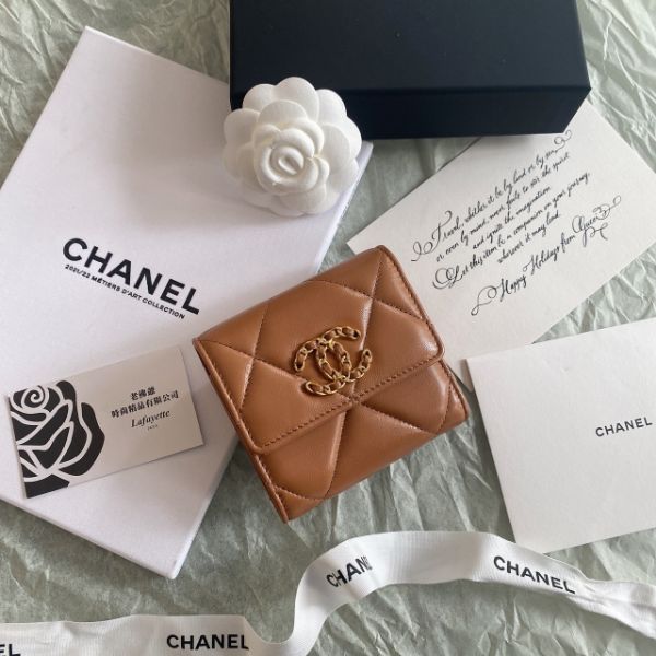 圖片 CHANEL 19系深奶茶金短夾(拉鍊在側)