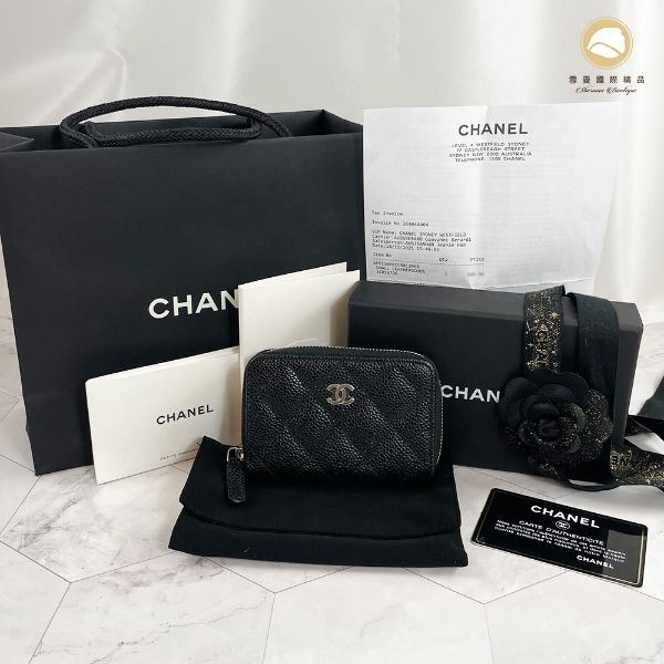 圖片 【雪曼國際精品】CHANEL 香奈兒黑色牛皮銀色LOGO荔枝菱格紋拉鏈零錢包／卡包～全新品全配現貨～黑卡31開