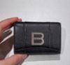 圖片 【現貨在台 】Balenciaga 600212 Hourglass 沙漏 Mini短夾 皮夾 黑色