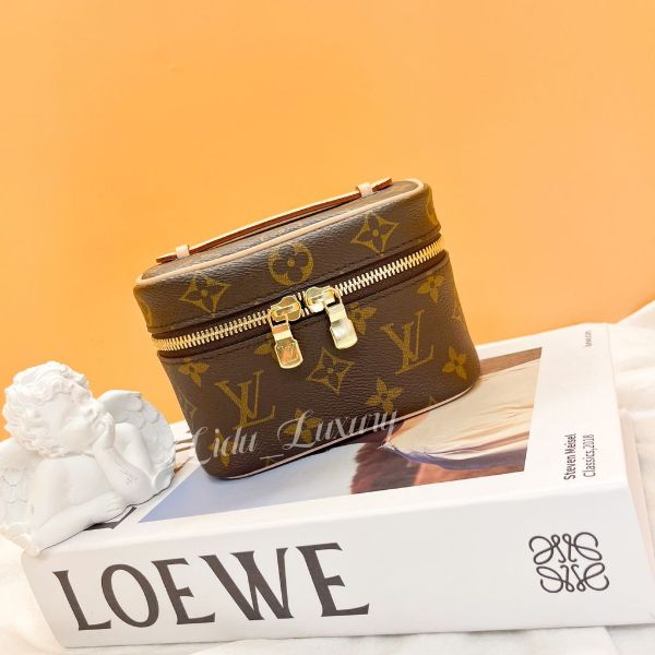 圖片 LV 經典字紋 Nano Nice（附副廠背帶）