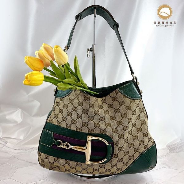 圖片 【雪曼國際精品】GUCCI GG 137388 古馳D型滾綠邊皮革半月型肩背包～二手商品9成新