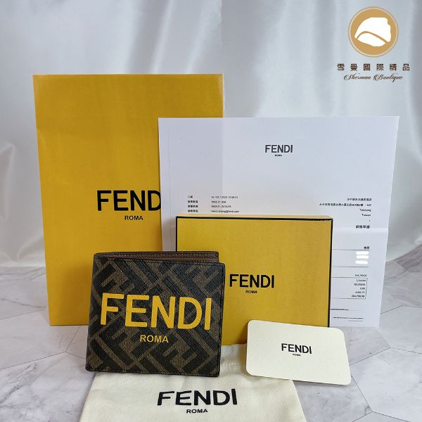 圖片 【雪曼國際精品】FENDI Roma棕色布料雙折對開 8卡皮夾／短夾，二手商品9.8成新