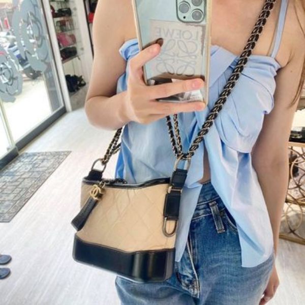 圖片 Chanel 米黑菱格流浪包