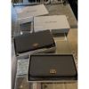 圖片 Limit精品✔️Balenciaga 巴黎世家 黑金立體logo設計 女生 扣子 對開長夾