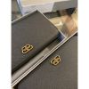 圖片 Limit精品✔️Balenciaga 巴黎世家 黑金立體logo設計 女生 扣子 對開長夾