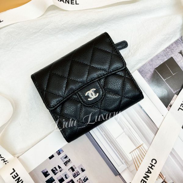 圖片 CHANEL 黑色荔枝銀釦三折短夾