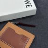 圖片 Loewe Logo 方形焦糖棕皮革零錢卡包
