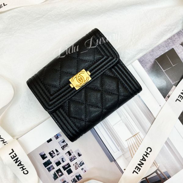 圖片 CHANEL 黑色荔枝BOY 復古金釦三折短夾