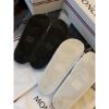 圖片 Moncler 新款 滿版logo設計 男生拖鞋 夏日必備 黑白二色