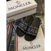 圖片 Moncler 新款 滿版logo設計 男生拖鞋 夏日必備 黑白二色